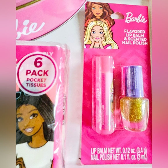 NWT BARBIE HOLIDAY COOKIES & BEAUTY 7pc GIFT SET! - Picture 6 of 16